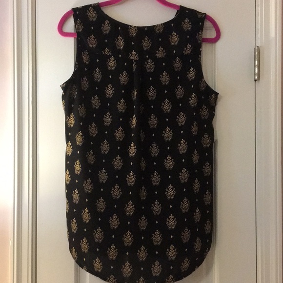 Dressbarn top - Picture 2 of 3